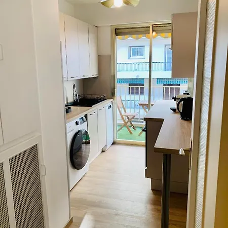 Confort 35m2 Renove, Equipe Et Climatise, Se Fait A Pied! 아파트